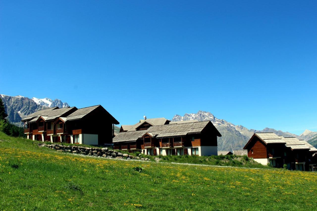 Les Chalets Du Parc Aux Etoiles - Cimes Et Neige Appartement Puy-Saint-Vincent Buitenkant foto